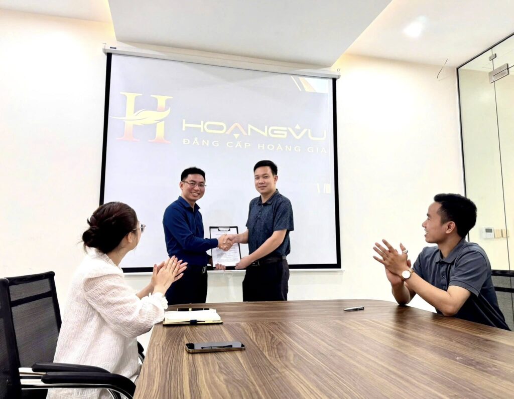 Quang Nguyễn, CEO Truyền Thông & Đào Tạo Quang Nguyễn CEO Truyền Thông & Đào Tạo Quang Nguyễn