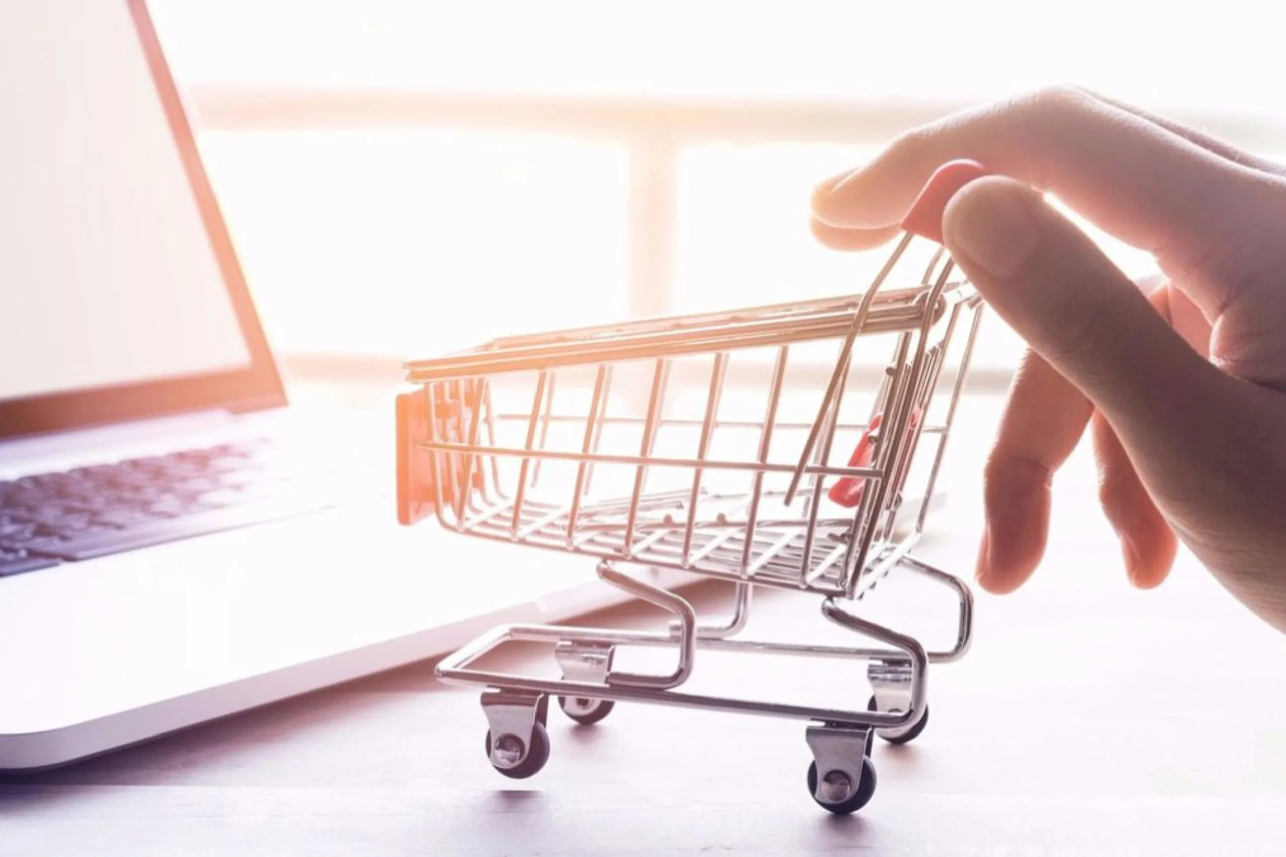 Website Bán Hàng Cần Những Gì Để Chốt Đơn Hiệu Quả